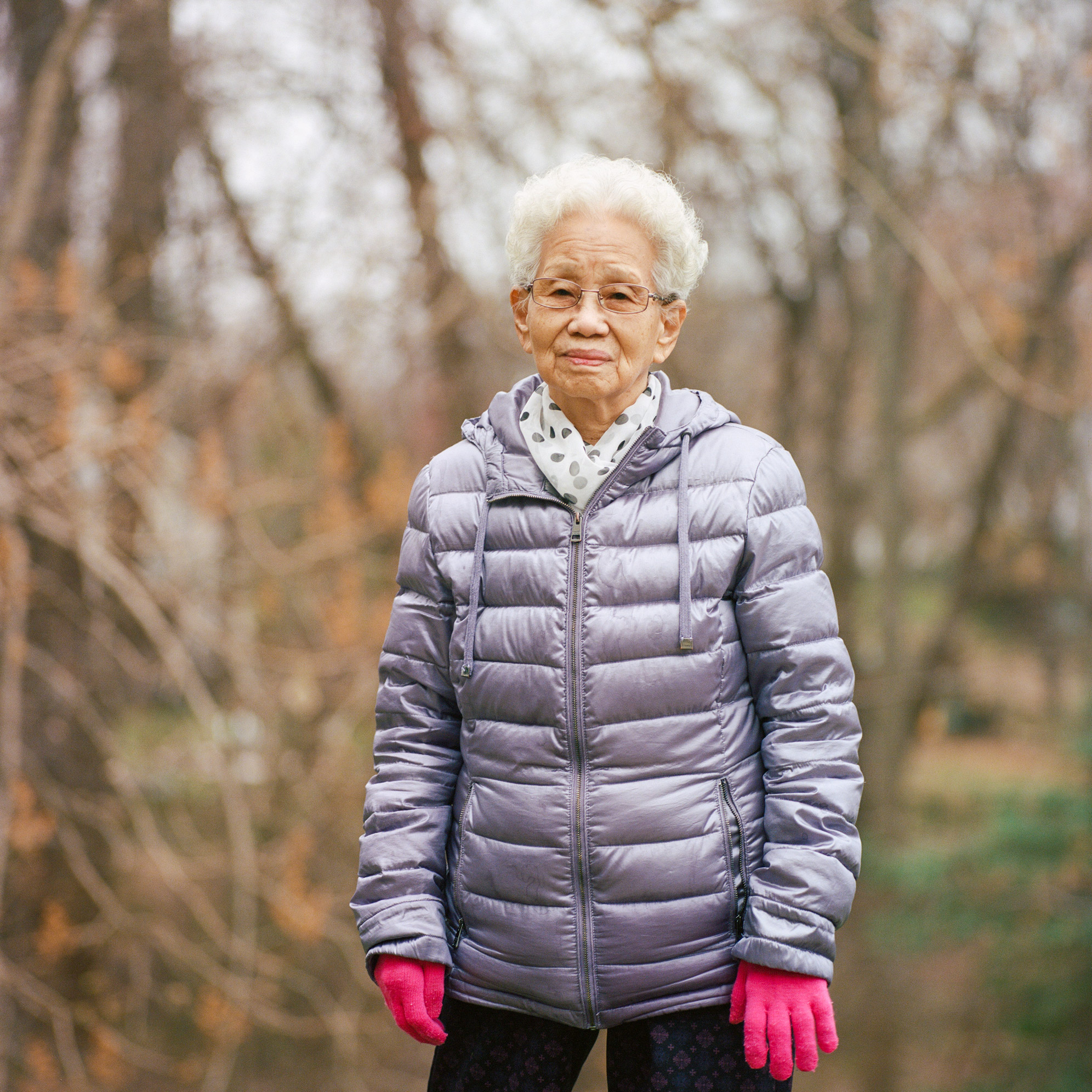 A-PORTRAIT-OF-92-YEAR-OLD-HALMONI-WITH-PINK-GLOVES