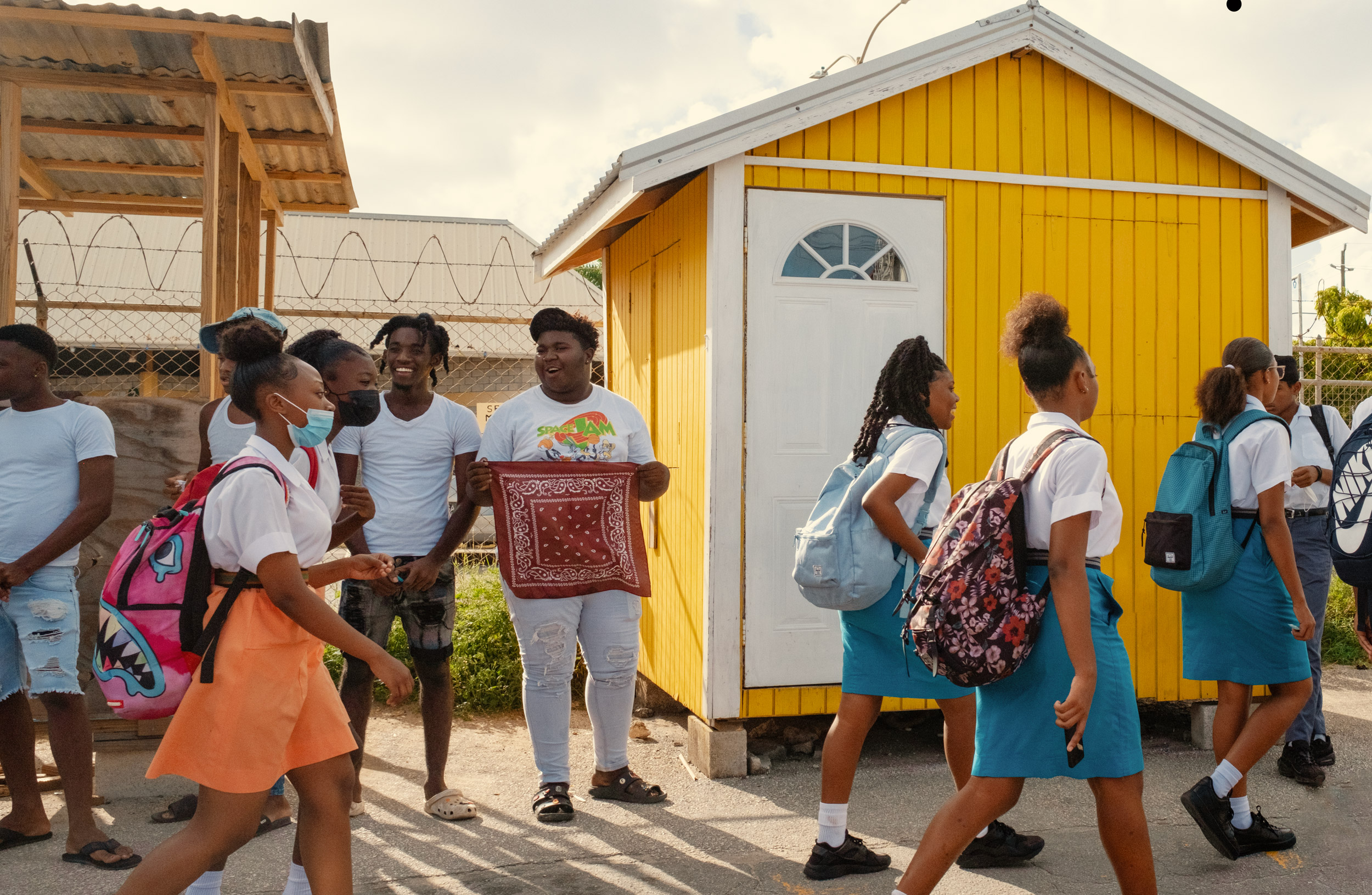 BOYS-AND-GIRLS-TEENAGERS-WALKING-BACK-FROM-SCHOOL-IN-BARBADOS-